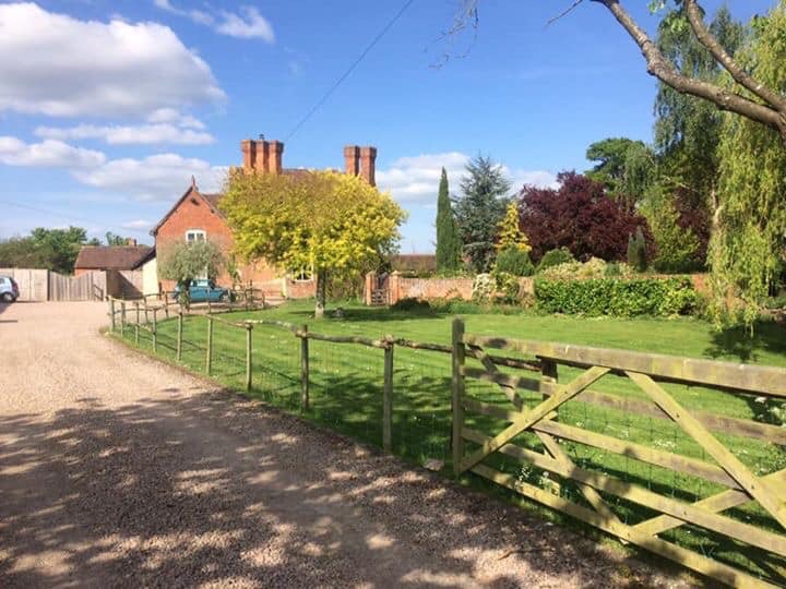 Gilberts End Farm Well ess and Hypno-Reiki Retreat for stress and anxiety